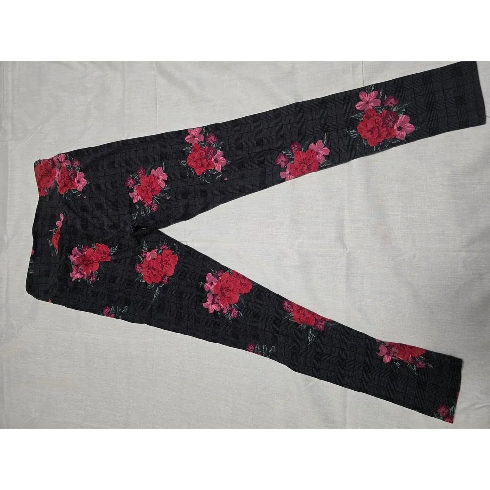 LuLaRoe Leggings Womens One Size Black Red Floral Plaid Stretch Soft Pants OS